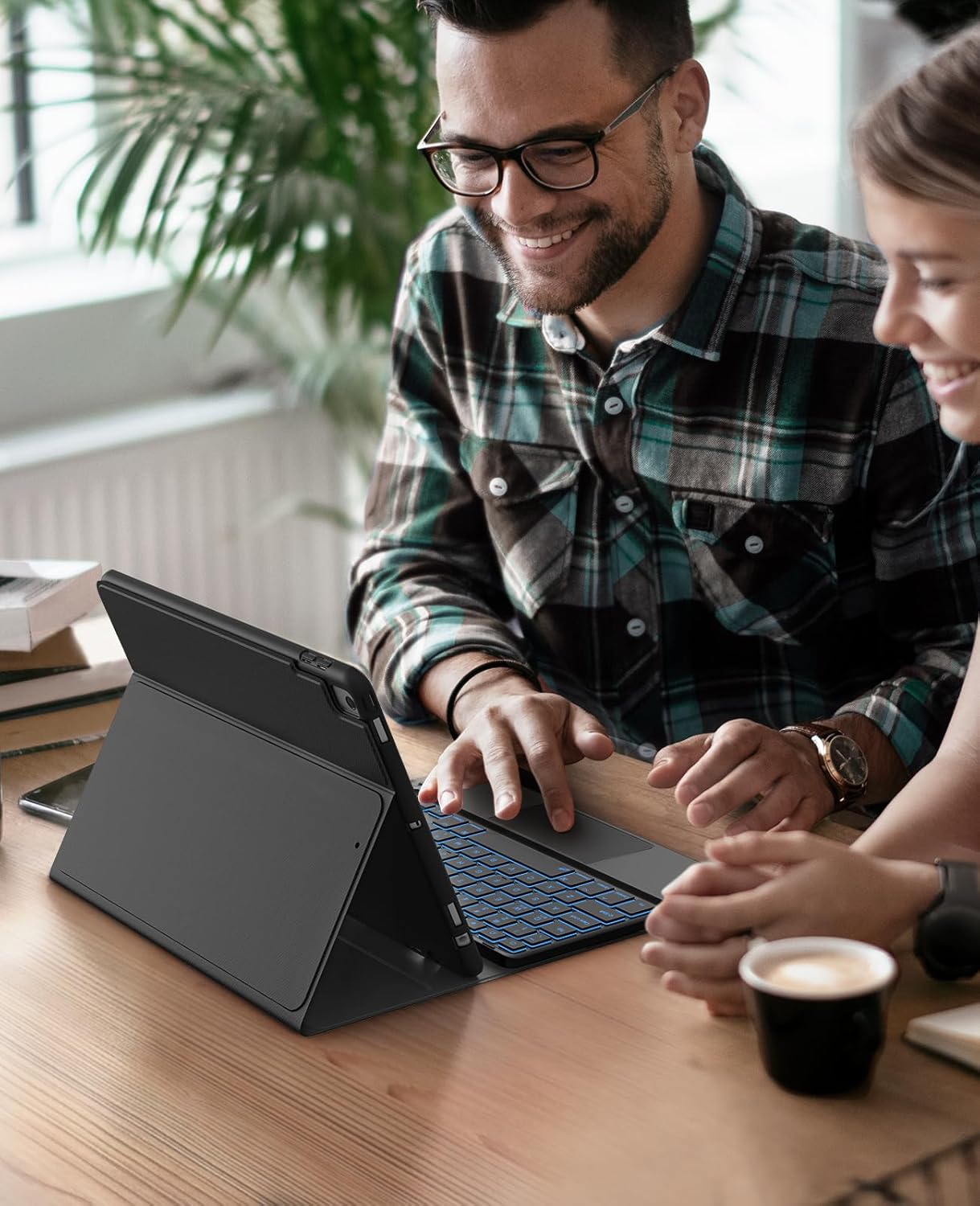 Estuche con teclado para iPad 9 iPad 8 iPad 7