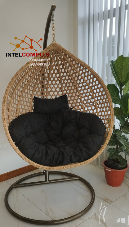 Silla colgante de ratan color beige
