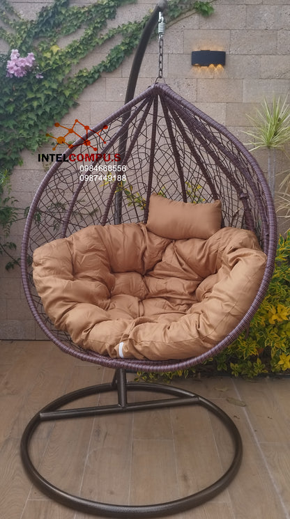 Silla colgante de ratán colo cafe
