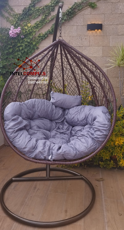 Silla colgante de ratán colo cafe