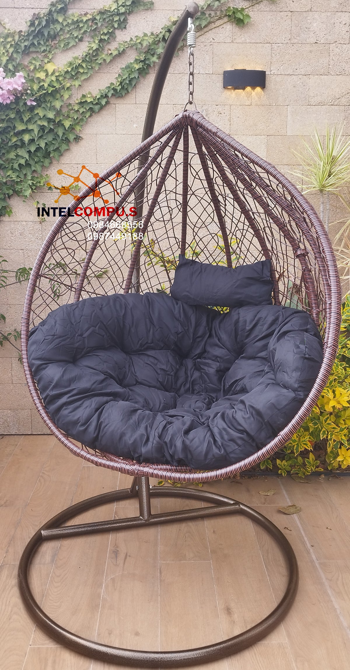 Silla colgante de ratán colo cafe