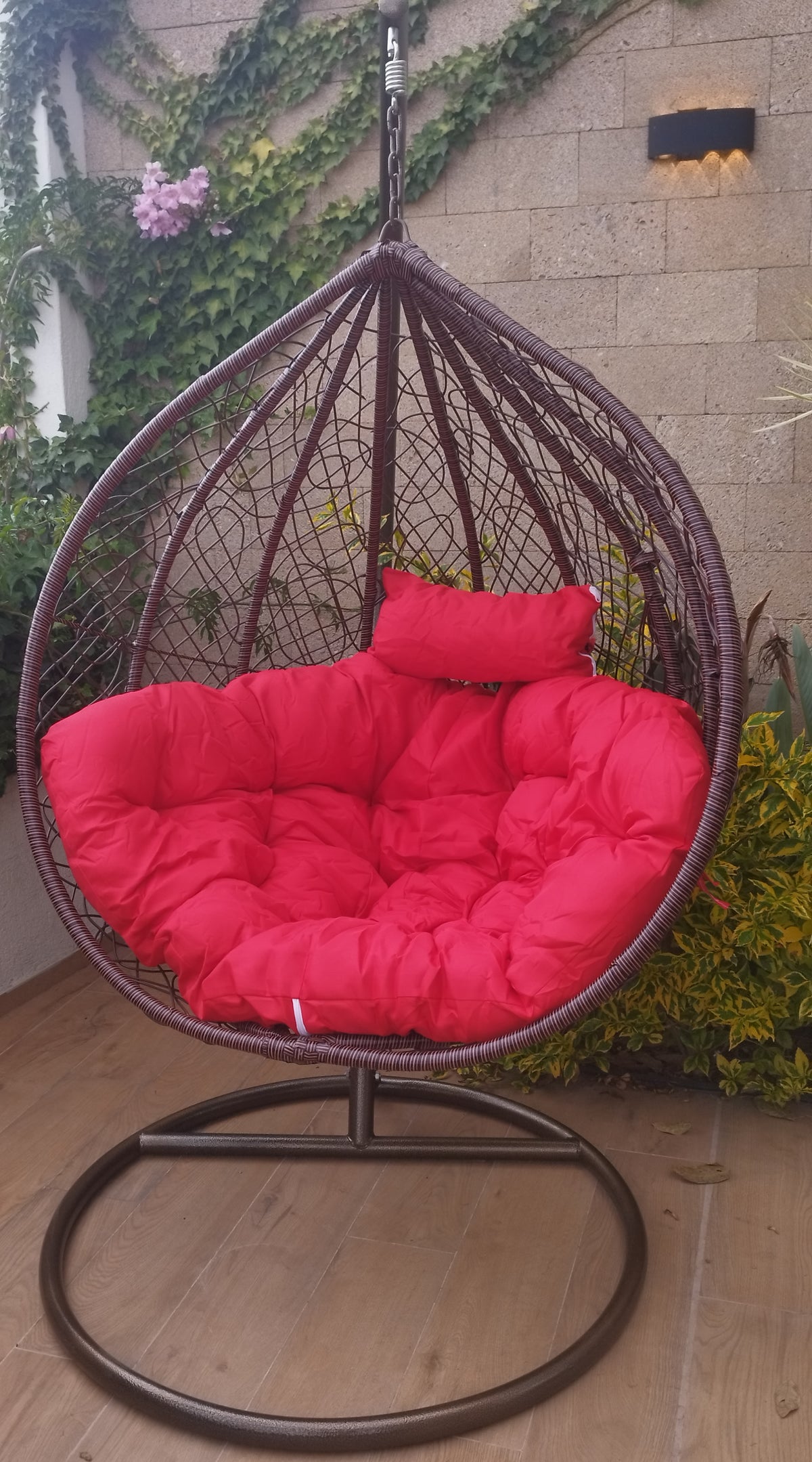 Silla colgante de ratán colo cafe